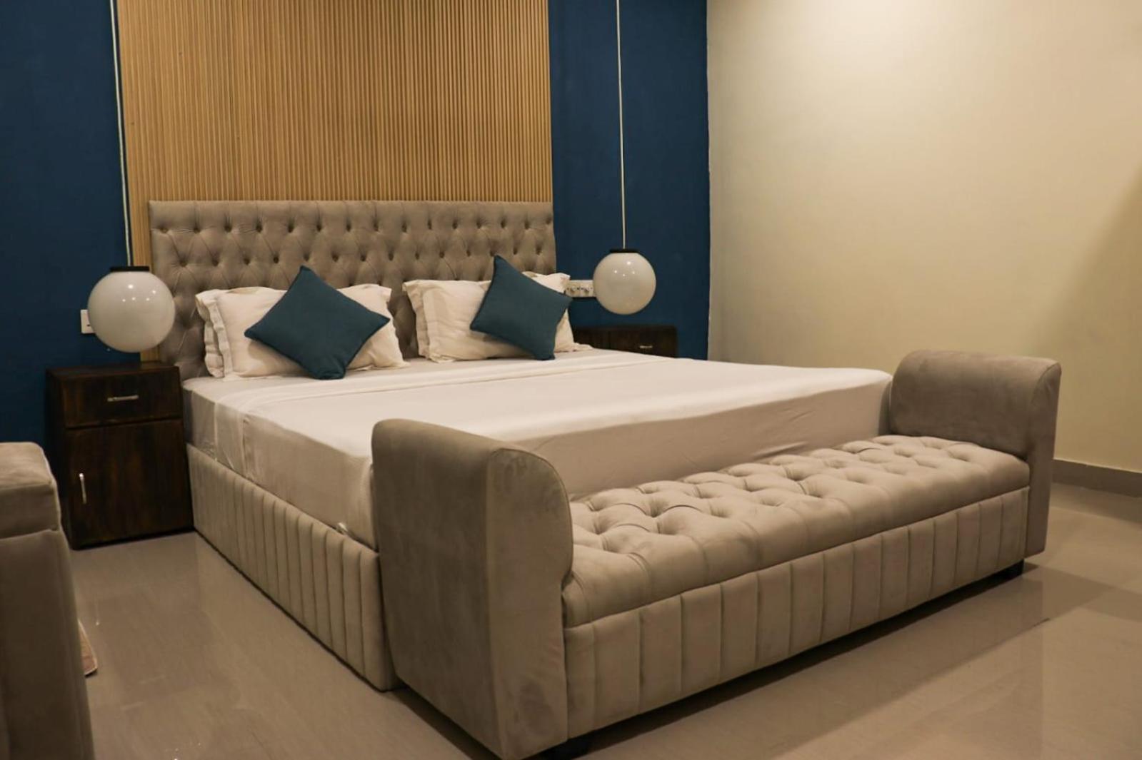Equatorial Divers Lodge Addu City Dış mekan fotoğraf